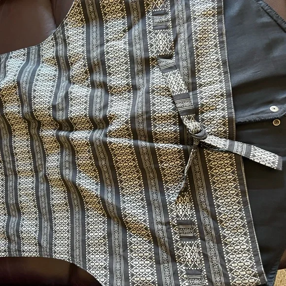 Wilson leather Men's Black Button-Up Vest - Picture 4 of 5